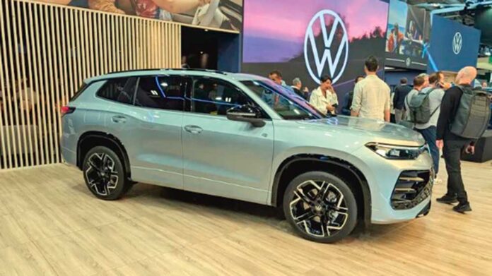 volkswagen-tayron-paris-motor-show