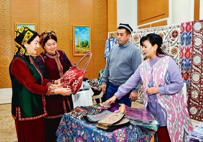 turkmen-ozbek-uzbek-161122-05