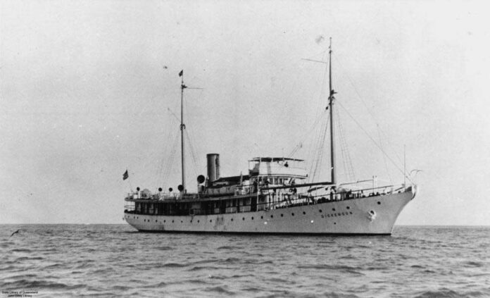 telegraph-line-ship