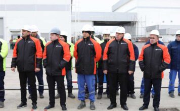 В Туркменистане началось строительство первого сухогруза