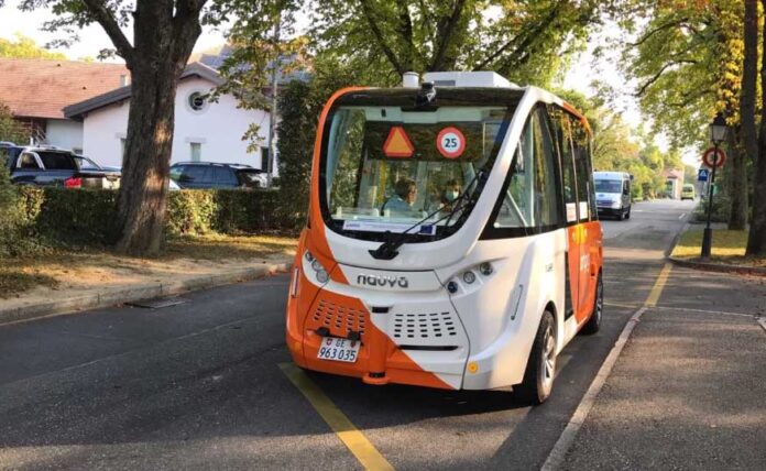 driverless-bus-in-switzerland