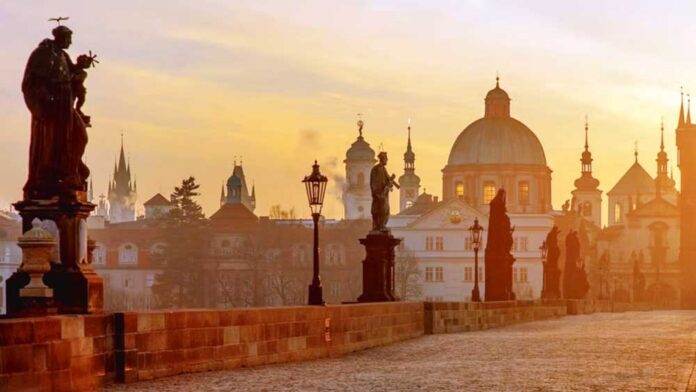 prag-charles-bridge-kopruler