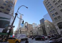 Amerikada zähmet çekmek wizasy (H-1B) resminamalar kabul edişlik başlanýar