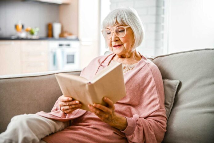 elder-read-okamak