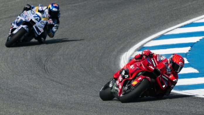 marc-marquez-dan-alex-marquez-mendominasi-motogp-thailand-2025-1740892203797_169