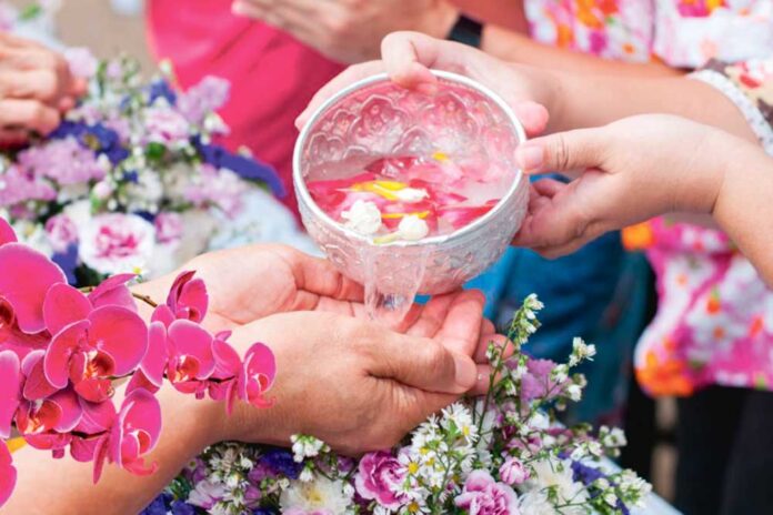 songkran-water-festival-suw-festiwaly