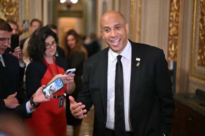 Kori-Buker-senator