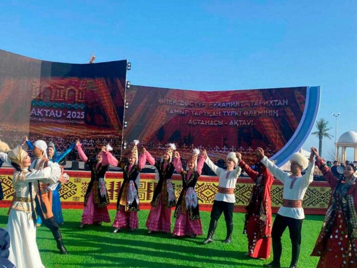 aktau-turkic-world-актау