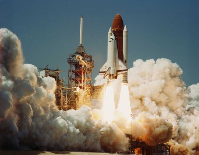 challenger-flight-space-Taryhda-şu-gün