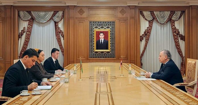 croatia-ambassador-in-turkmenistan-parliament