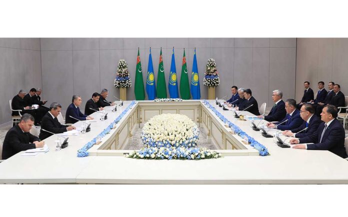 turkmen-delegation-visit-to-kazakhstan-23-04-003
