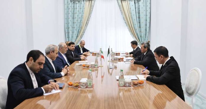 turkmen-iran-eyran-arkadag-city