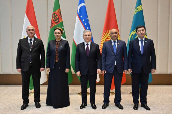 turkmenistan-Mejlisin-Baslygy-Dünýägözel-Gulmanowa-parliament