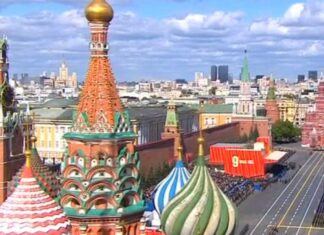 Президент Туркменистана принимает участие в Москве торжествах в честь 80-летия Великой Победы