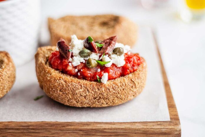 Dakos-greek-salad-bruschetta
