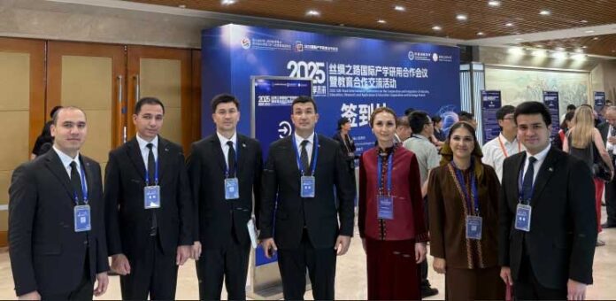 china-turkmen-yasghygeldi-kakaev-university