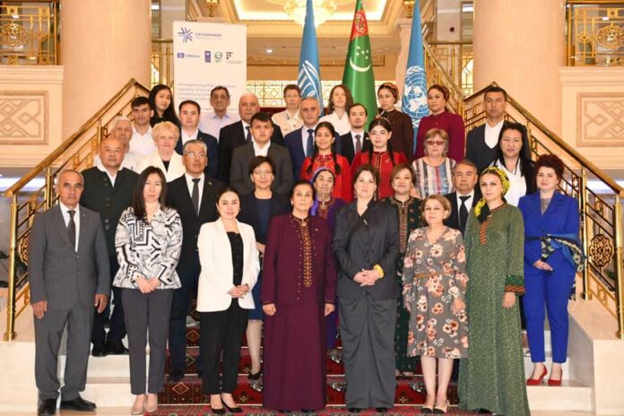 chryospher-seminar-unicef-undp-семинар-(3)