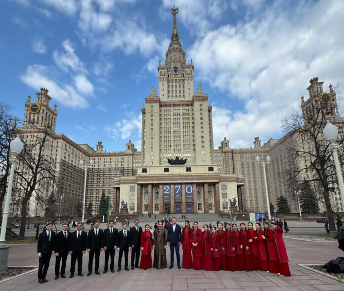 mgu-lomonosov-uniwersitet-ломоносов