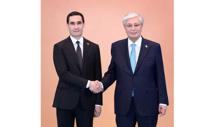 serdar-berdimuhamedov-and-kasym-jomart-tokayev-31-05-001
