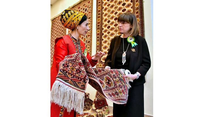 turkmen-culture-paris-france-артефакт-(1)