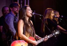 Amerikan aýdym-saz topary Aşgabatda konsert berer