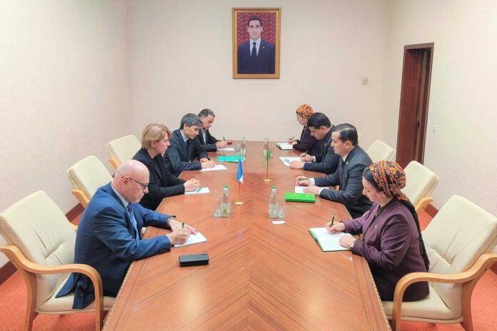 france-senat-delegation-on-mejlis