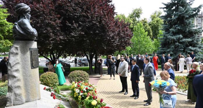 kiev-kieyew-ukraine-turkmenistan-cultural-days