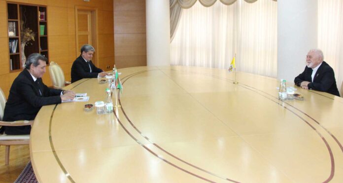 vatican-apostol-nunsiutura-to-turkmenistan-anjey-madey