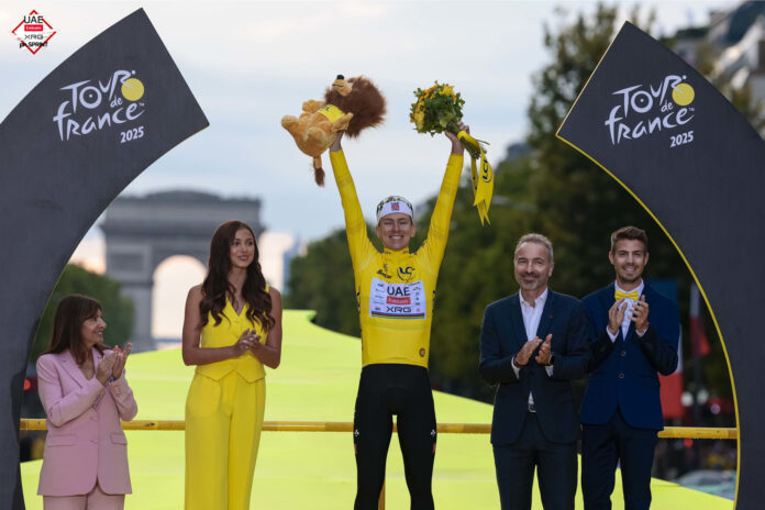 Tadej-Pogacar-Tour-de-France-2025-podium-yellow-jersey