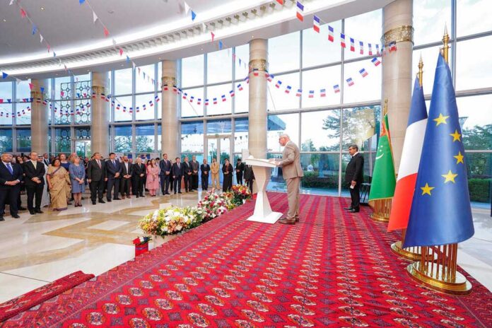 celebrated-national-day-of-france-in-ashgabat