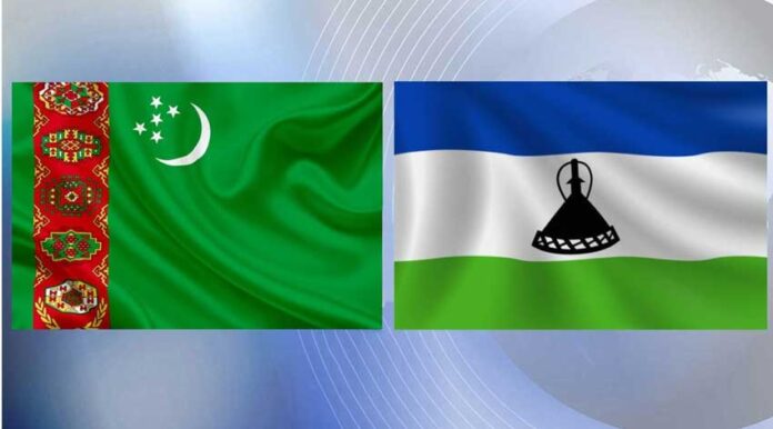 turkmen-lesotho-lesoto-flag-baydak