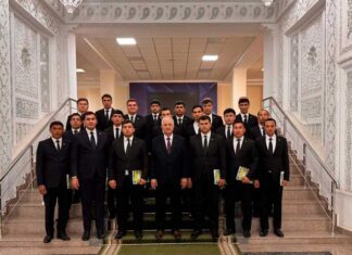 Студенты Туркменистана и Узбекистана обмениваются опытом