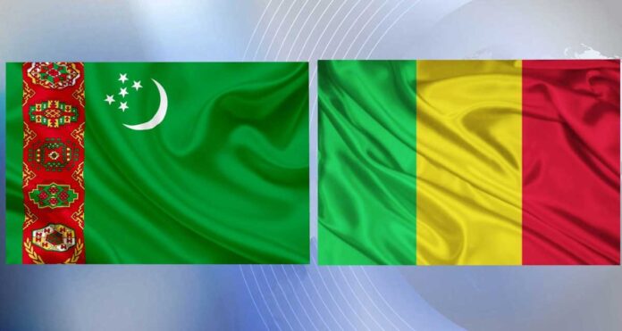 turkmenistan-mali-flag-baydak