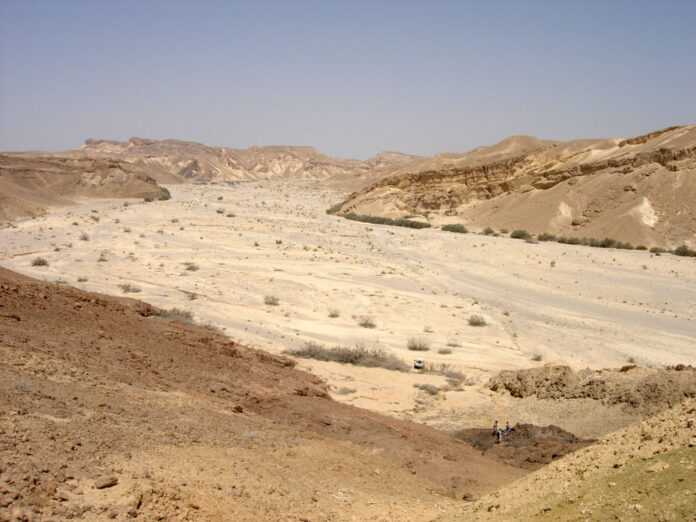 NachalParan vadi water