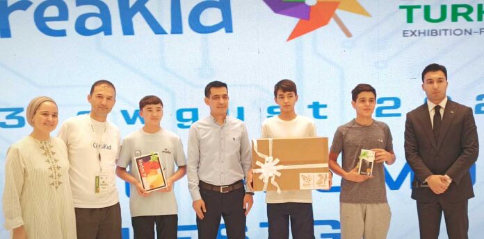 kids-expo-sumo-robot-dowrebap-maslahat-IMG_20250823_215636