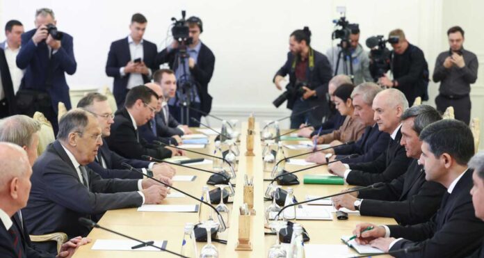 lavrov-meredov-mfa-turkmen-rus-delegation-meetting-moscow