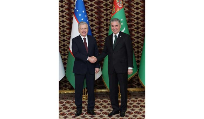mirziyoyev-gurbanguly-berdimuhamedov-awaza-23-08-003