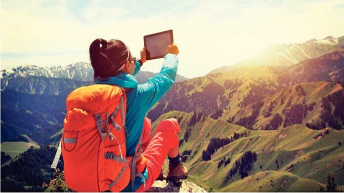 tourism-mount-alpinist