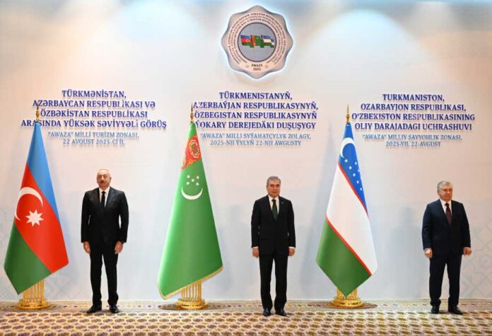 turkmenistan-azerbayjan-uzbekistan-awaza-555