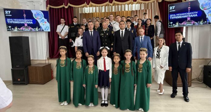 astrahan-turkmen-mekdebi-chare
