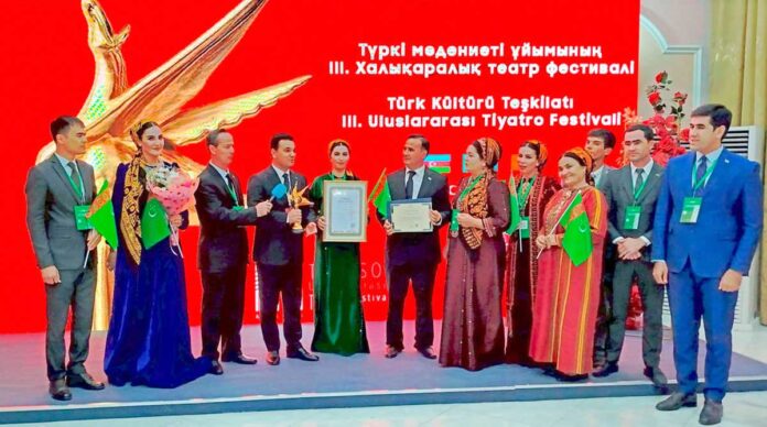 balkan-teatr-aktau-театр