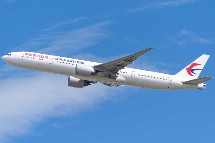 china-eastern-airlines-boeing-777-300