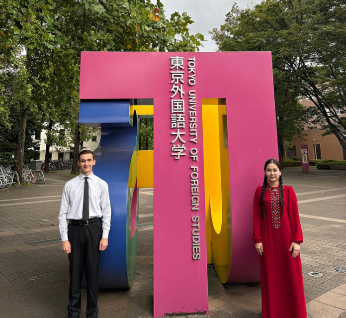 IUHD Students Continue Successful Academic Exchange with Tokyo University of Foreign Studies