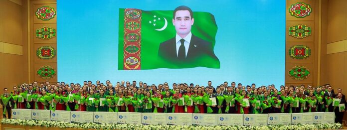 Held an awarding ceremony of the youth prize of the Turkmenistan
