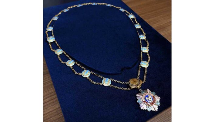 altyn-kyrat-altyn-burgut-gazak-ordeni-kazakhstan-order