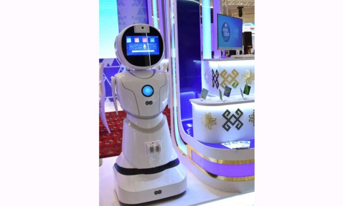 aydyn-gijeler-robot-turkmentel-робот