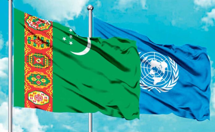 turkmenistan-un-flags-baydak
