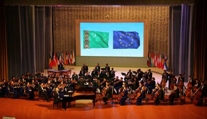 yewropa-konsert-pianino-wovcheh-5X2A1550