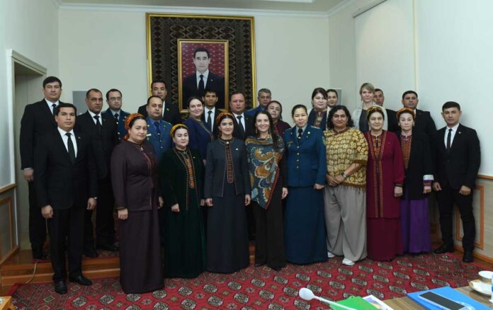 UNICEF-Regional-Director-for-Europe-and-Central-Asia,-Regina-De-Dominicis