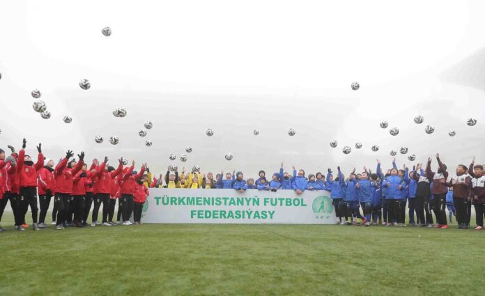 Children's-football-festival-Grassroots-was-held-in-Ashgabat